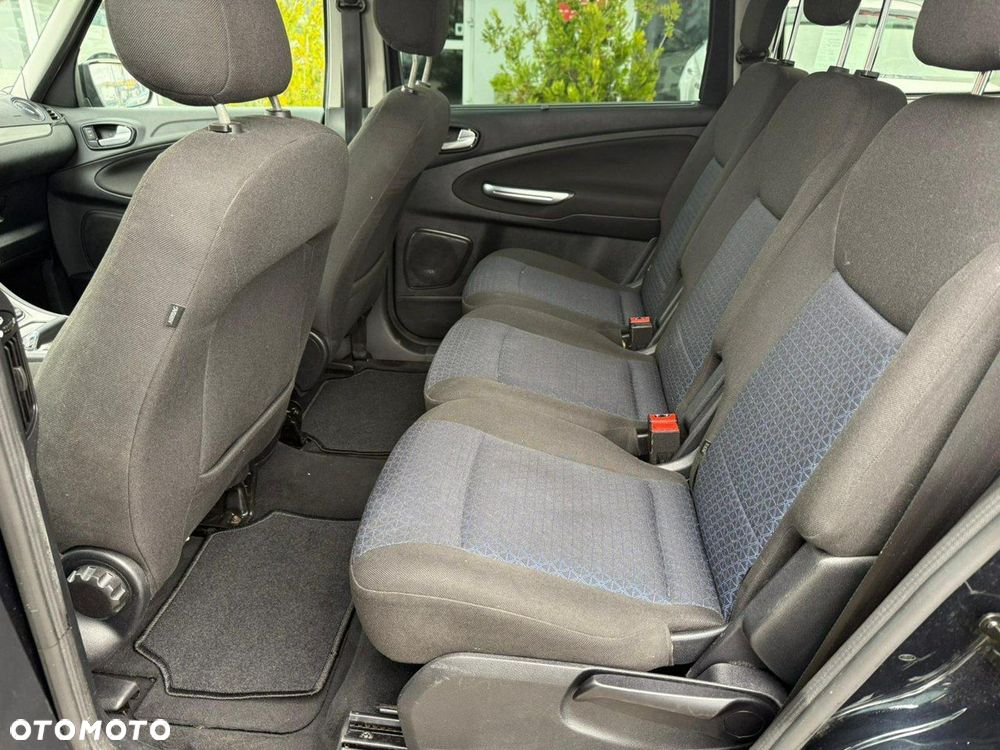 Ford Galaxy 2.0 FF Trend - 31