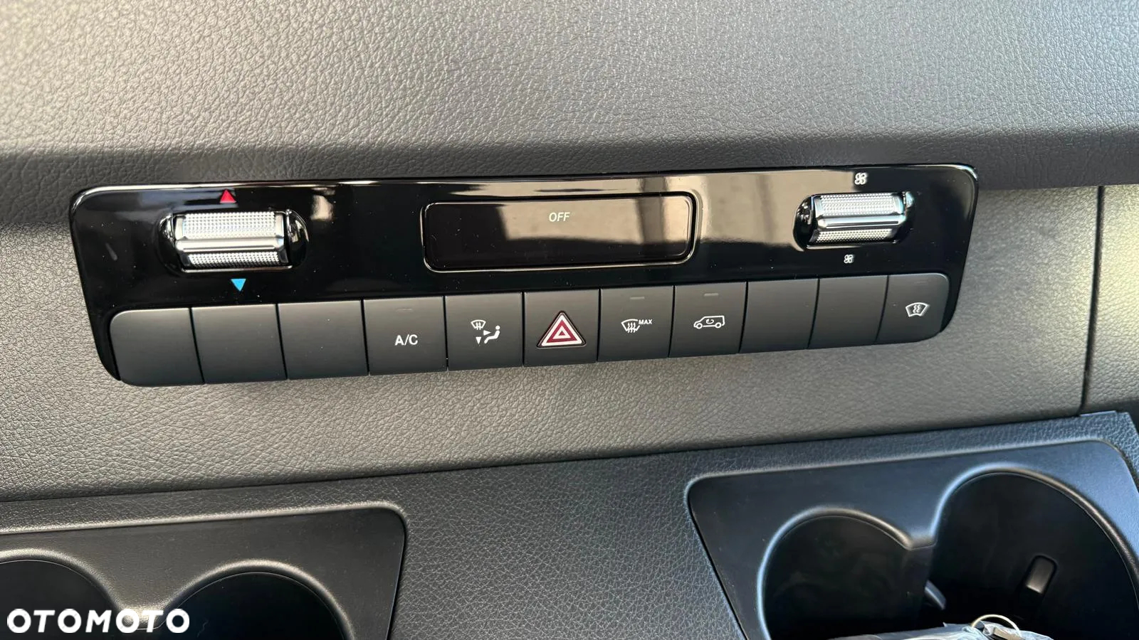 Mercedes-Benz SPRINTER FURGON 319 CDI EKSTRA DŁUGI - 14