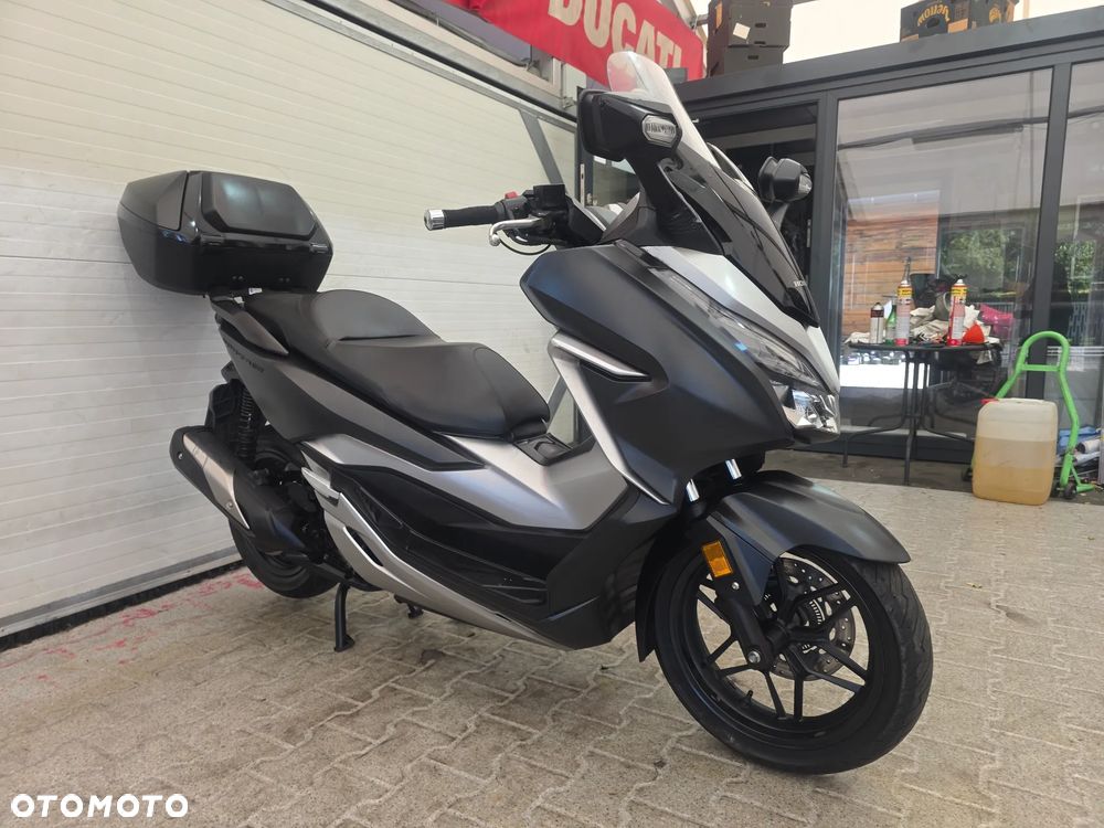 Honda NSS - 8