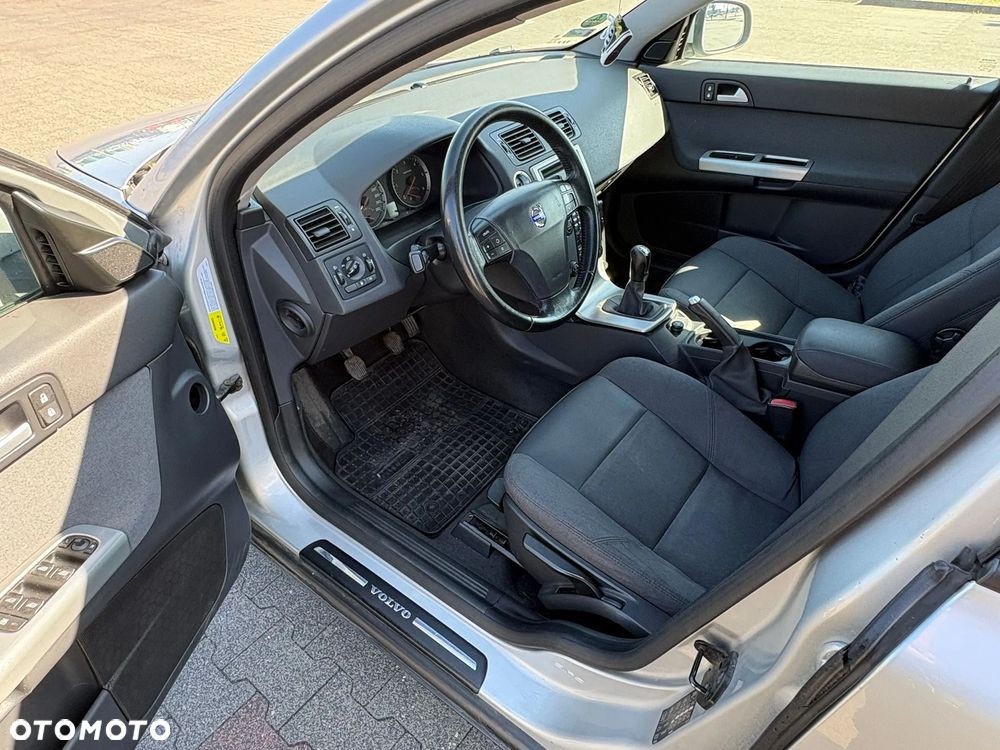 Volvo V50 2.0D - 8