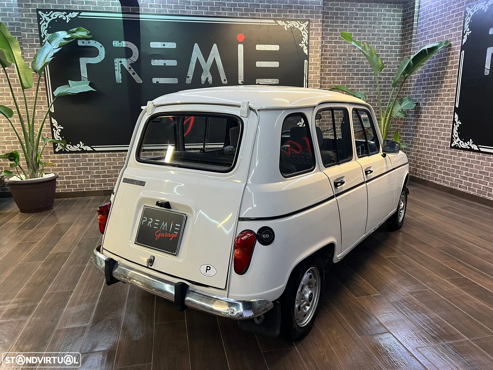 Renault 4 1.1 GTL - 9