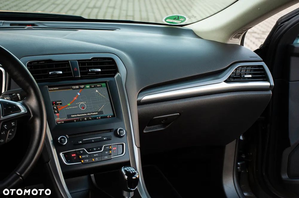 Ford Mondeo SW 2.0 TDCi Titanium - 34