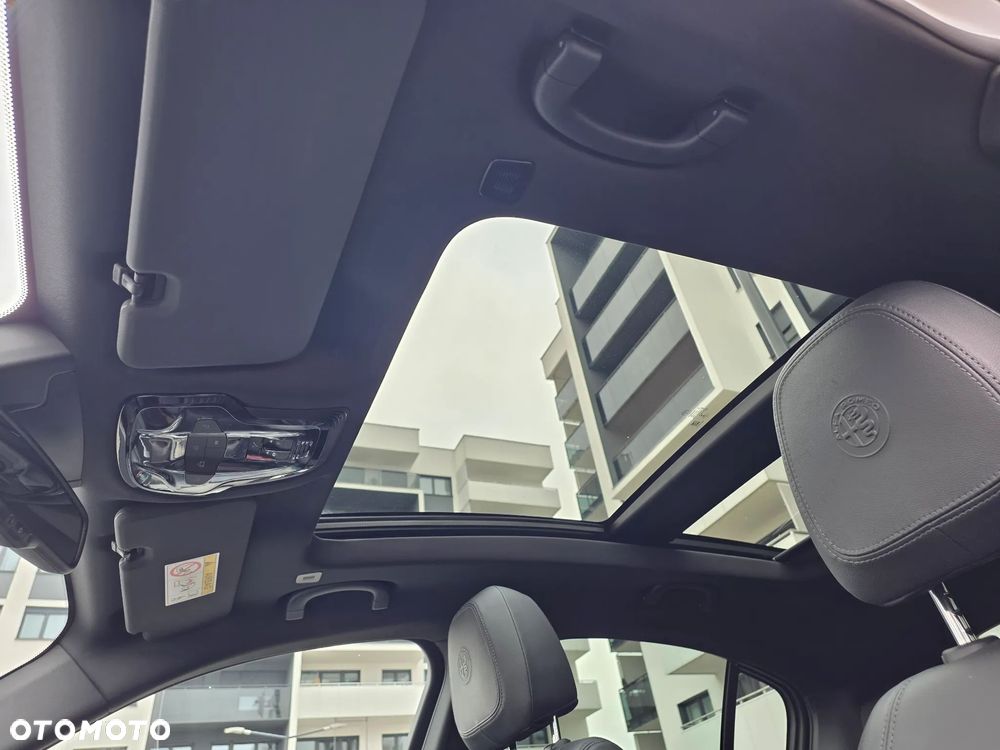 Alfa Romeo Stelvio 2.0 Turbo Veloce Q4 - 9