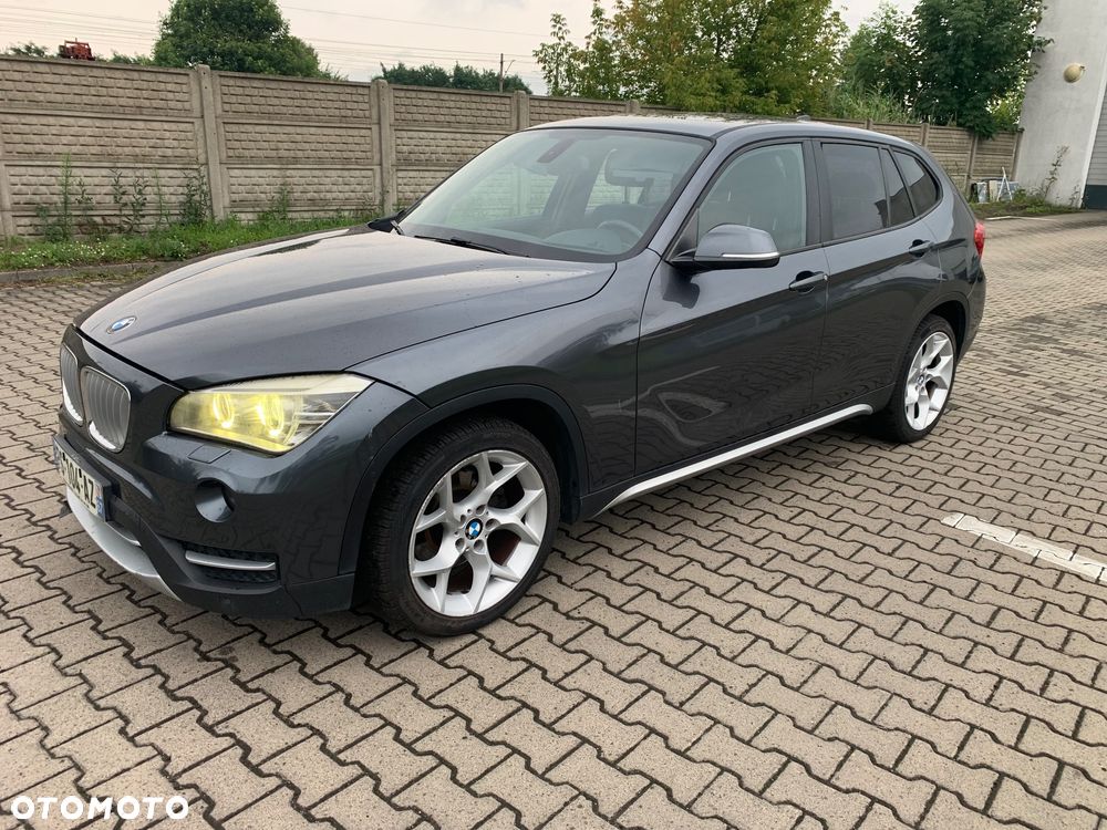 BMW X1 xDrive20d Sport Line - 1
