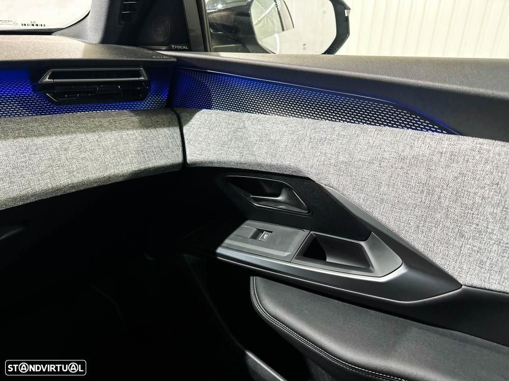 Peugeot E-3008 73 kWh Allure - 31