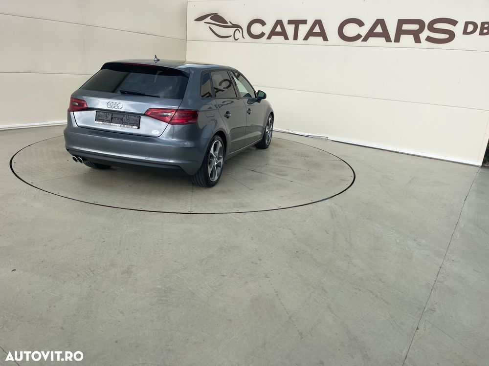 Audi A3 2.0 TDI Sportback Ambiente - 13