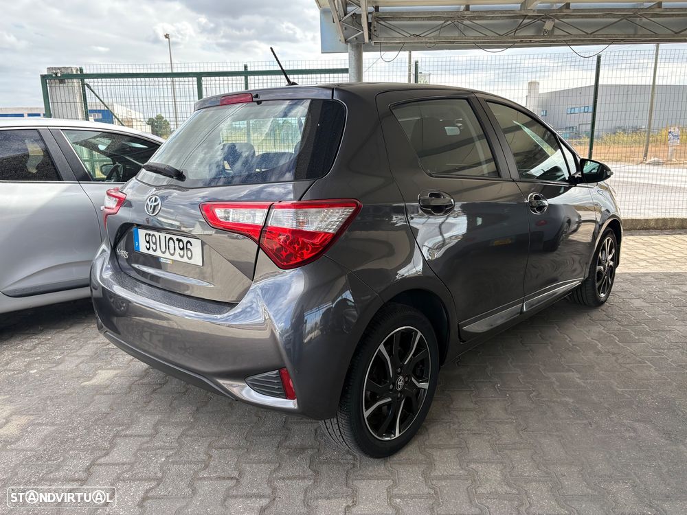 Toyota Yaris 1.4 D-4D Exclusive+P.Techno - 3