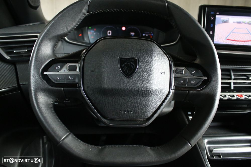 Peugeot 2008 1.2 PureTech Allure - 21