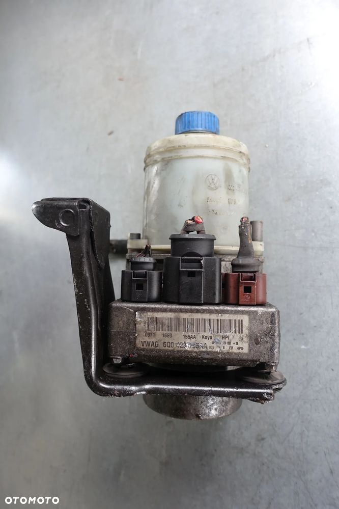 POMPA WSPOMAGANIA POLO FABIA IBIZA KOYO