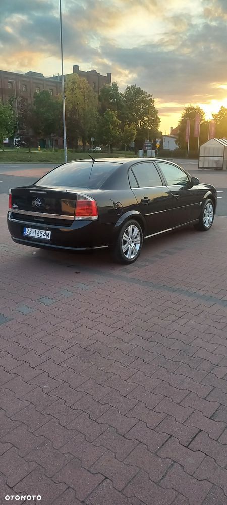 Opel Vectra 1.6 Essentia - 5