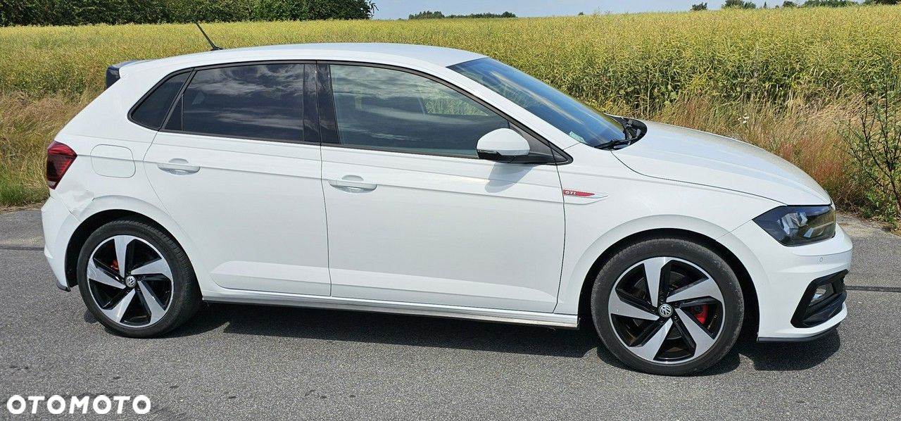 Volkswagen Polo - 32