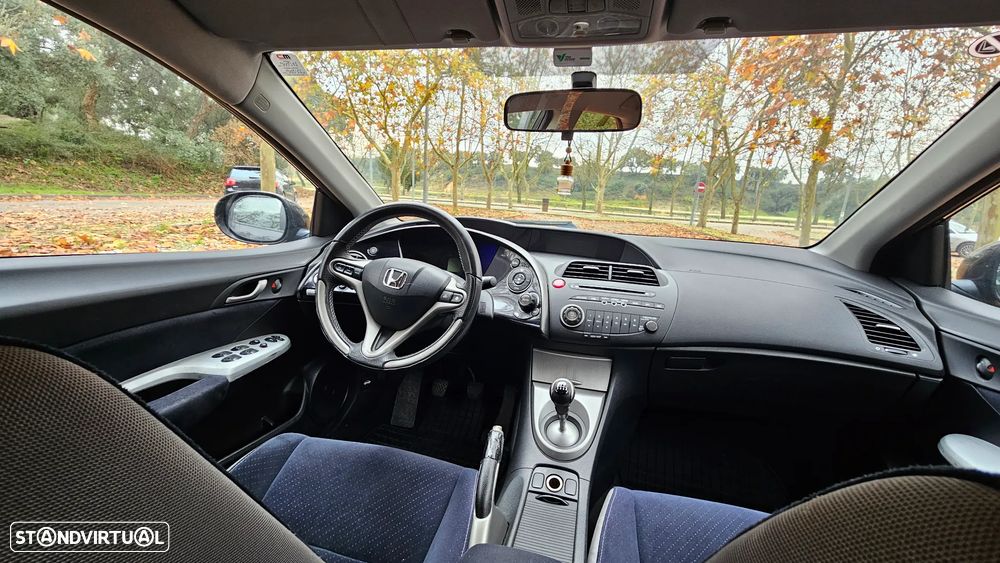 Honda Civic 1.4 Comfort - 15