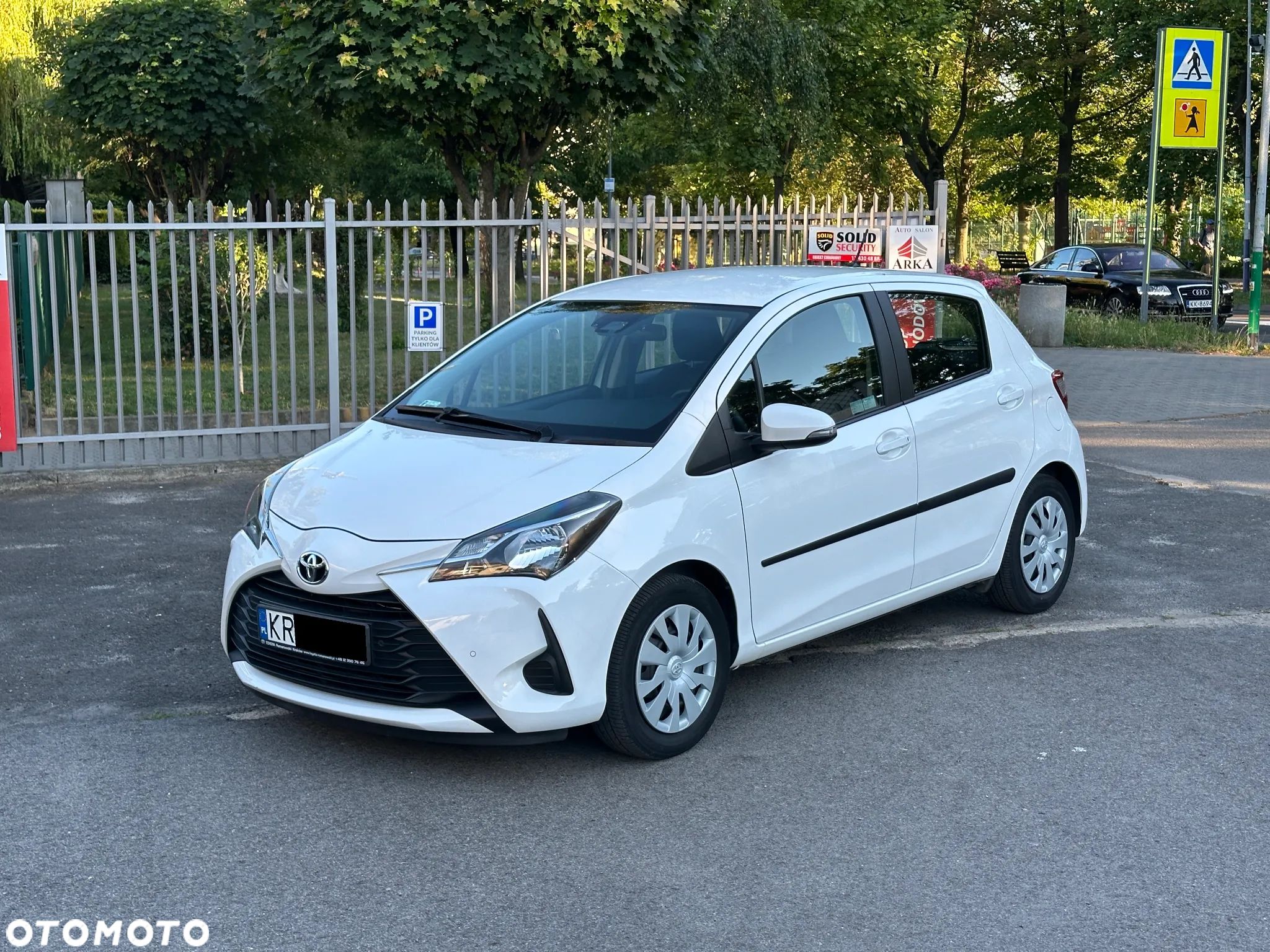 Toyota Yaris 1.0 Active - 1