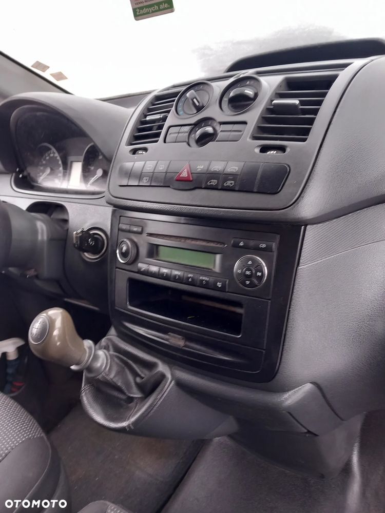 Mercedes-Benz VITO - 16