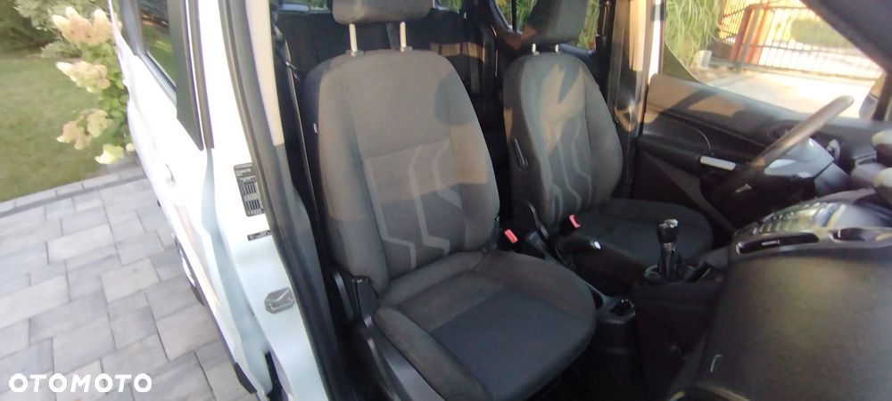 Ford Tourneo Connect 1.6 TDCi Ambiente - 8