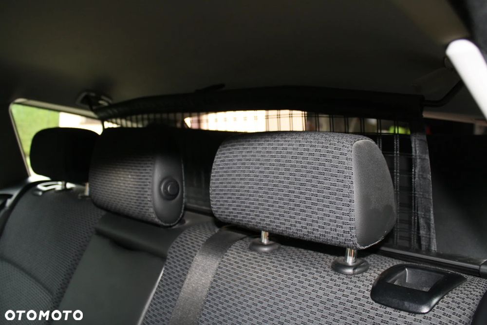 BMW Seria 3 320d - 25