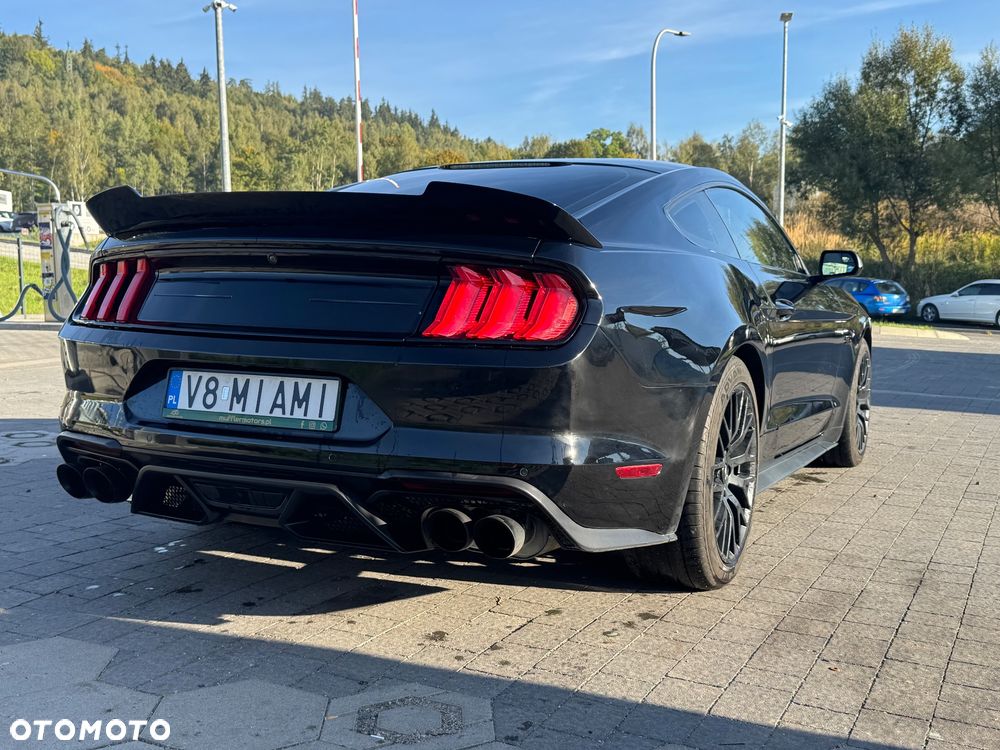 Ford Mustang 5.0 V8 GT - 6