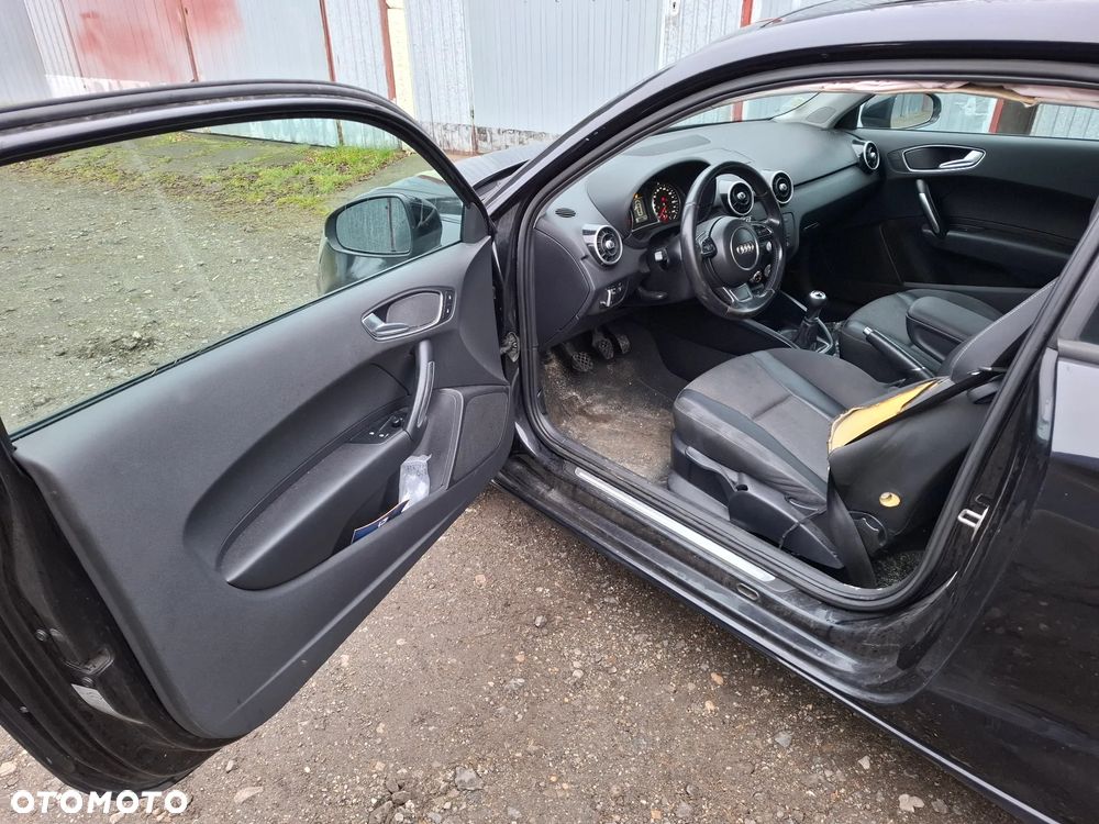 Audi A1 3-drzwiowe 1.6 TDI S line edition - 6