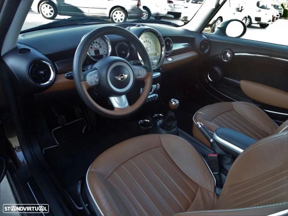 MINI 3 Portas Cooper D - 6