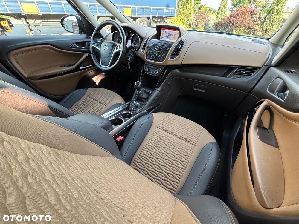 Opel Zafira - 30
