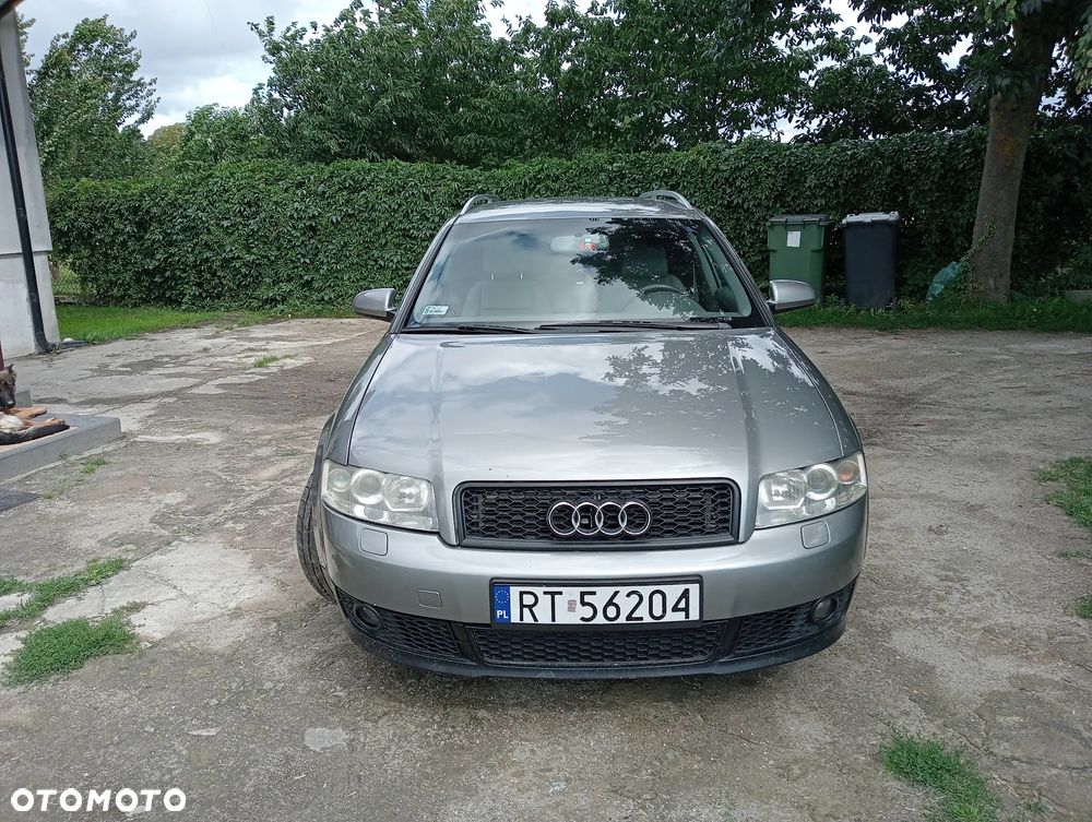 Audi A4 Avant - 11