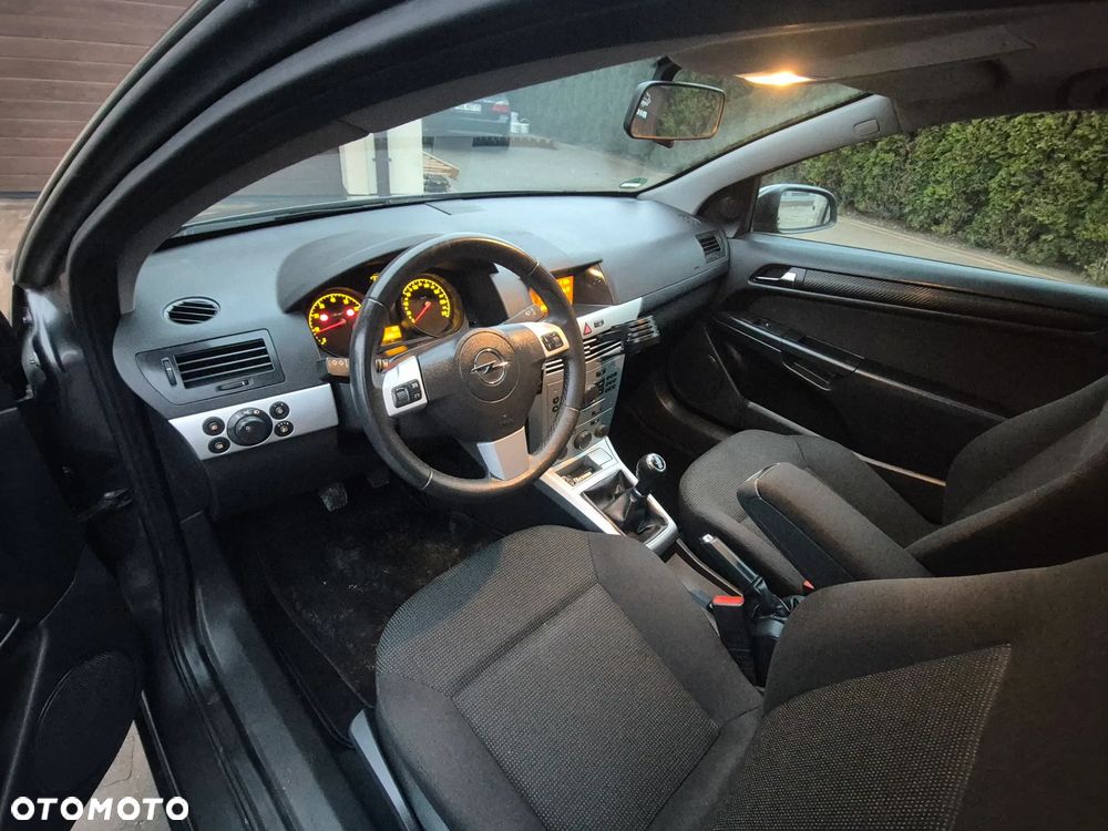 Opel Astra 1.6 Selection 110 Jahre - 23