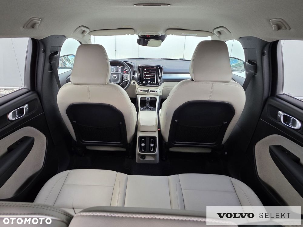 Volvo XC 40 - 18