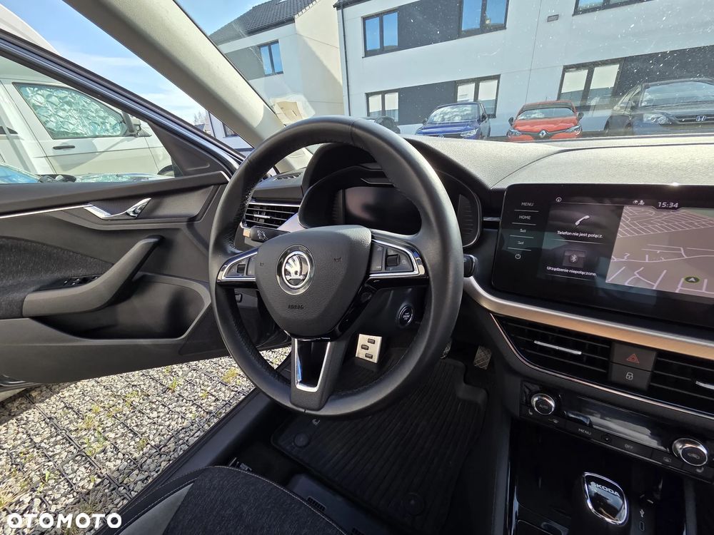 Skoda Kamiq 1.5 TSI Style DSG - 9