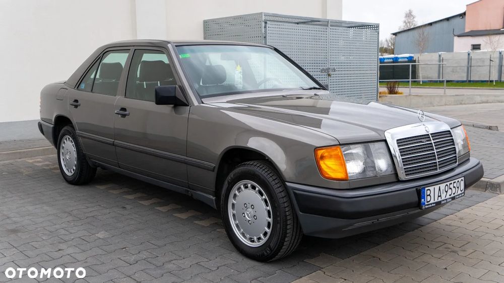 Mercedes-Benz Klasa E - 3