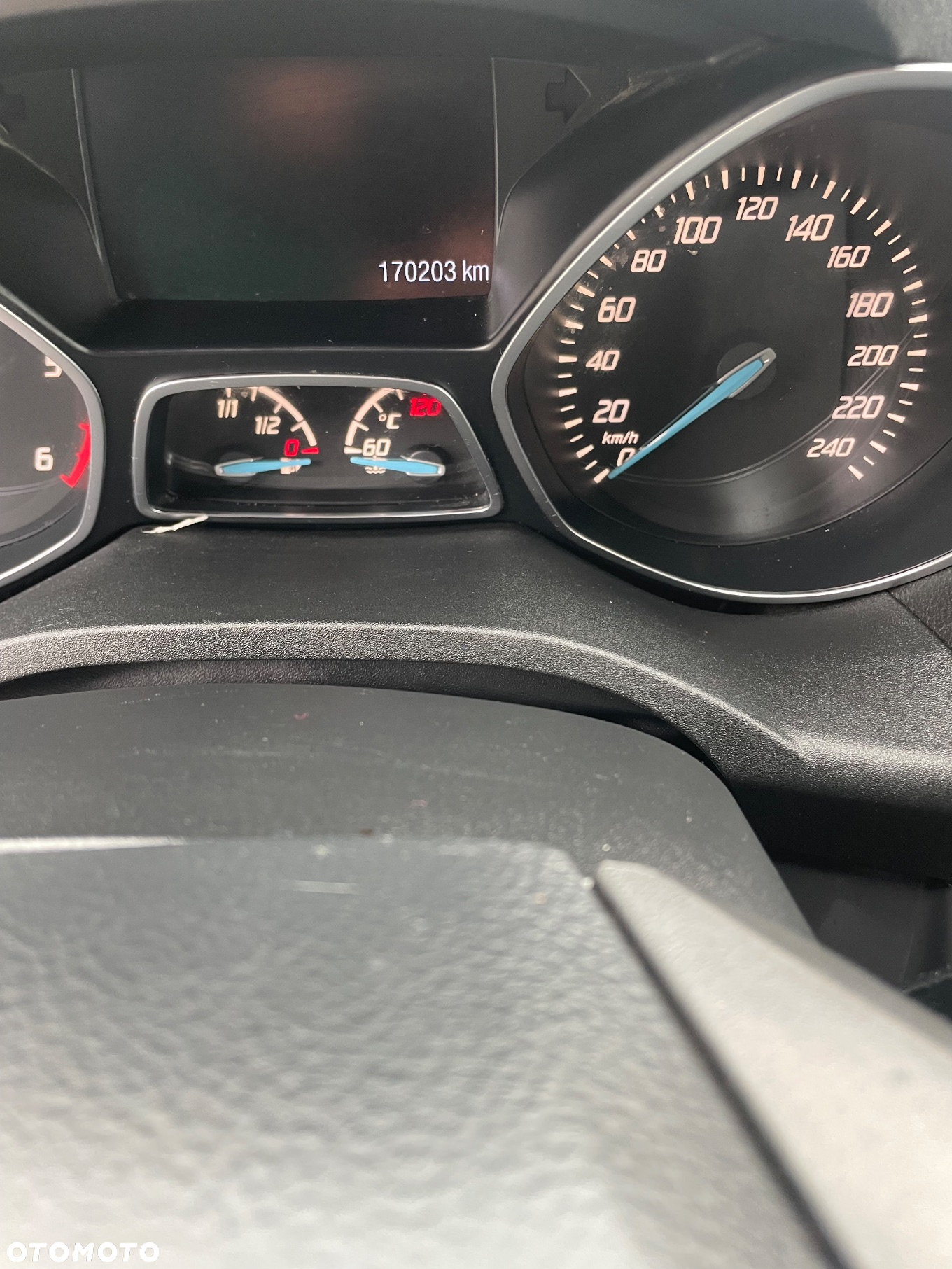 Ford Kuga - 11
