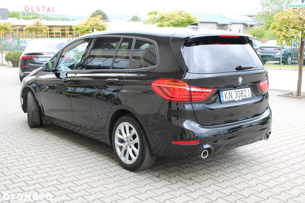 BMW Seria 2 218d xDrive Sport Line - 13