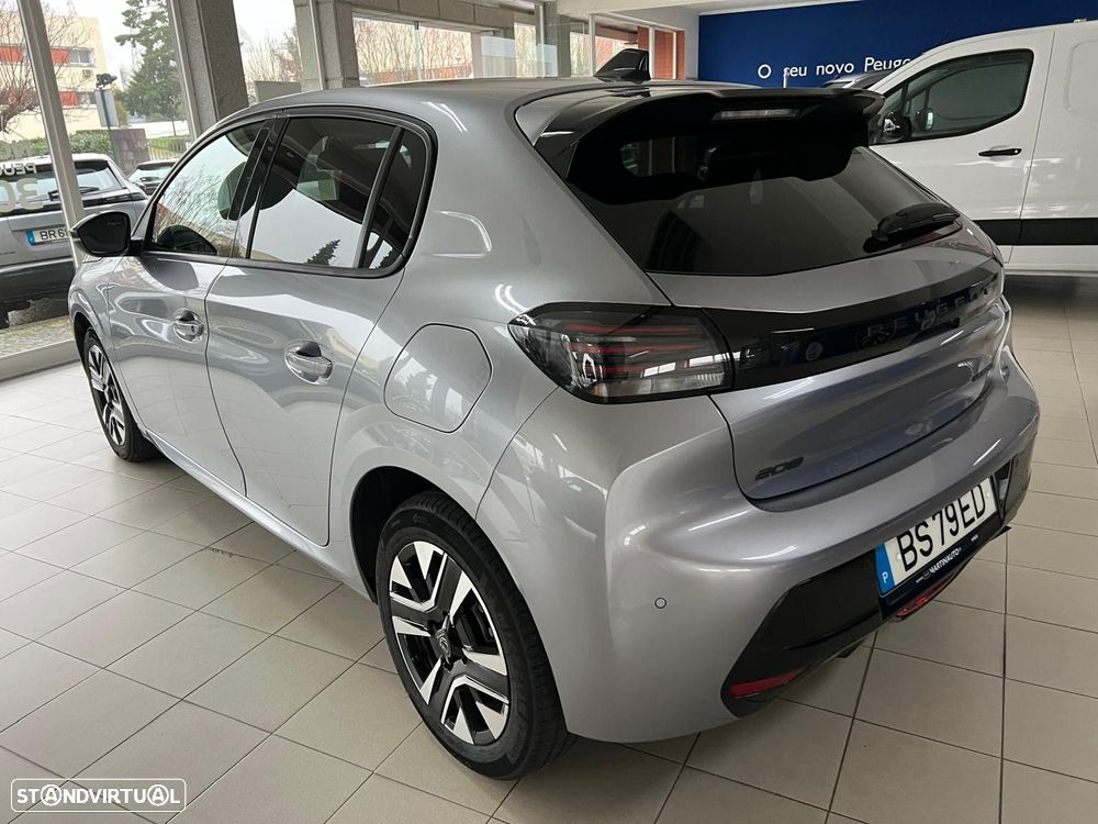 Peugeot 208 1.2 Hybrid Allure e-DCS6 - 12