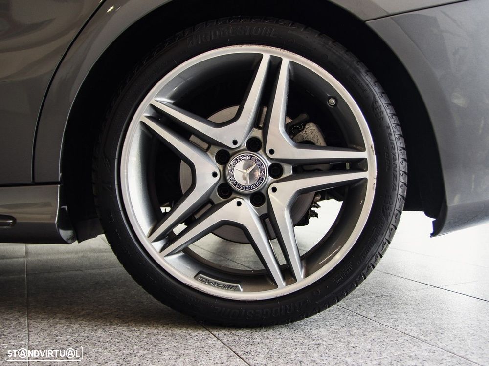 Mercedes-Benz CLA 200 CDI AMG Line — fotografia 32