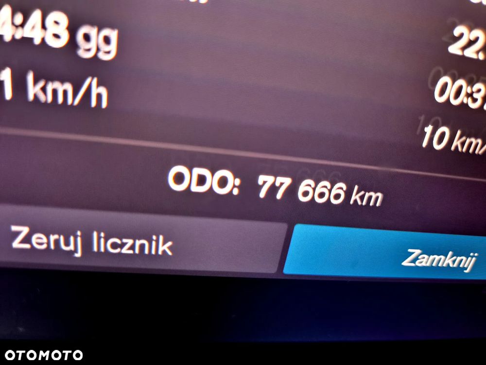 Volvo XC 60 B4 D Plus Dark - 26