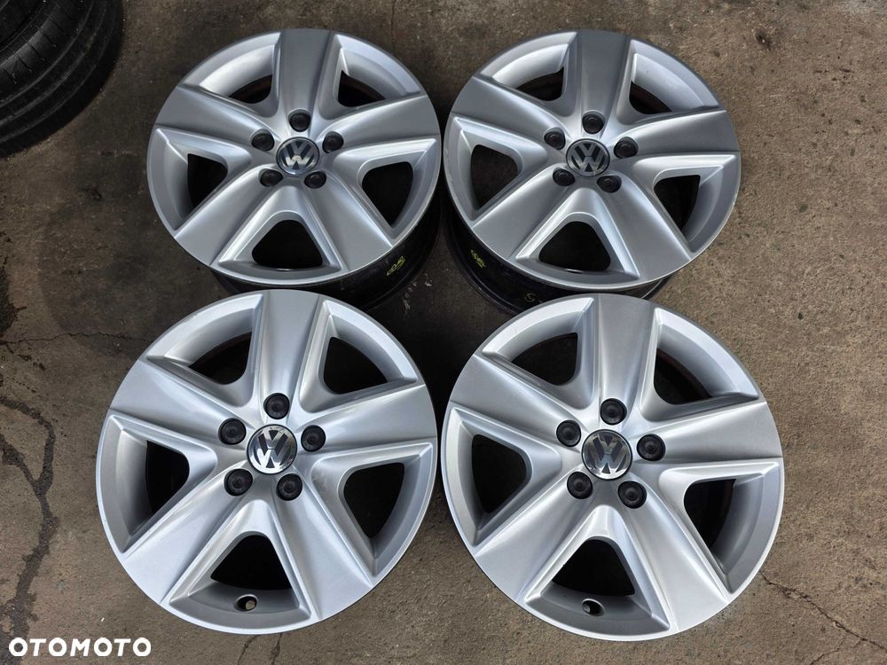 Oryginalne felgi stalowe strukturalne VOLKSWAGEN GOLF TOURAN 16" 5x112 ET 50 VW