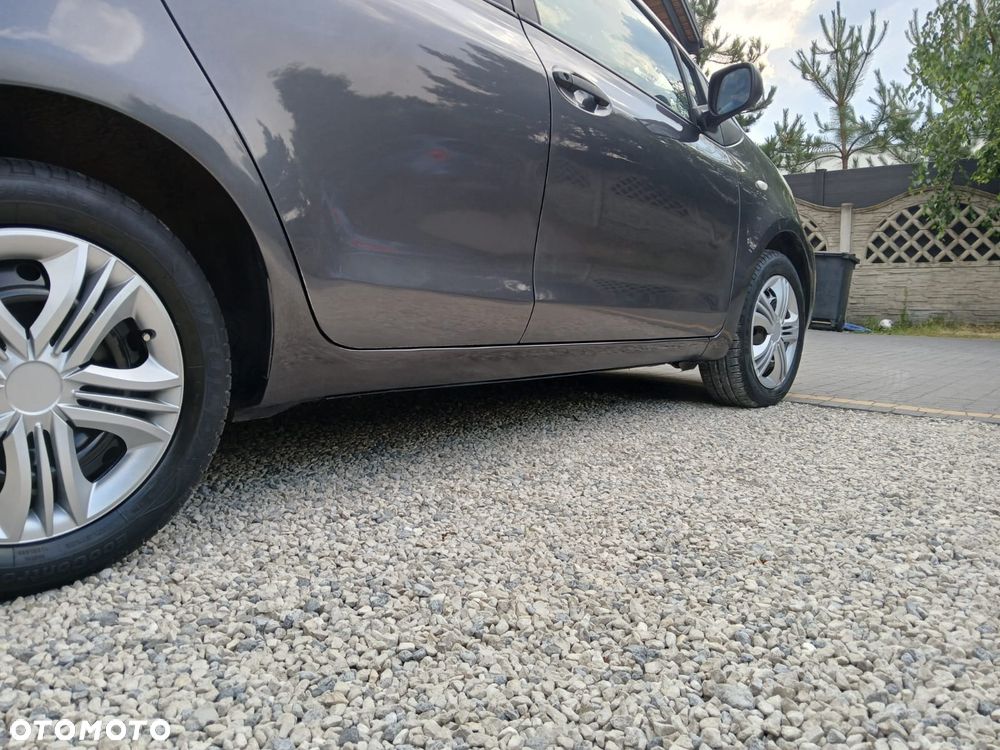Toyota Yaris 1.33 VVT-i Life - 10