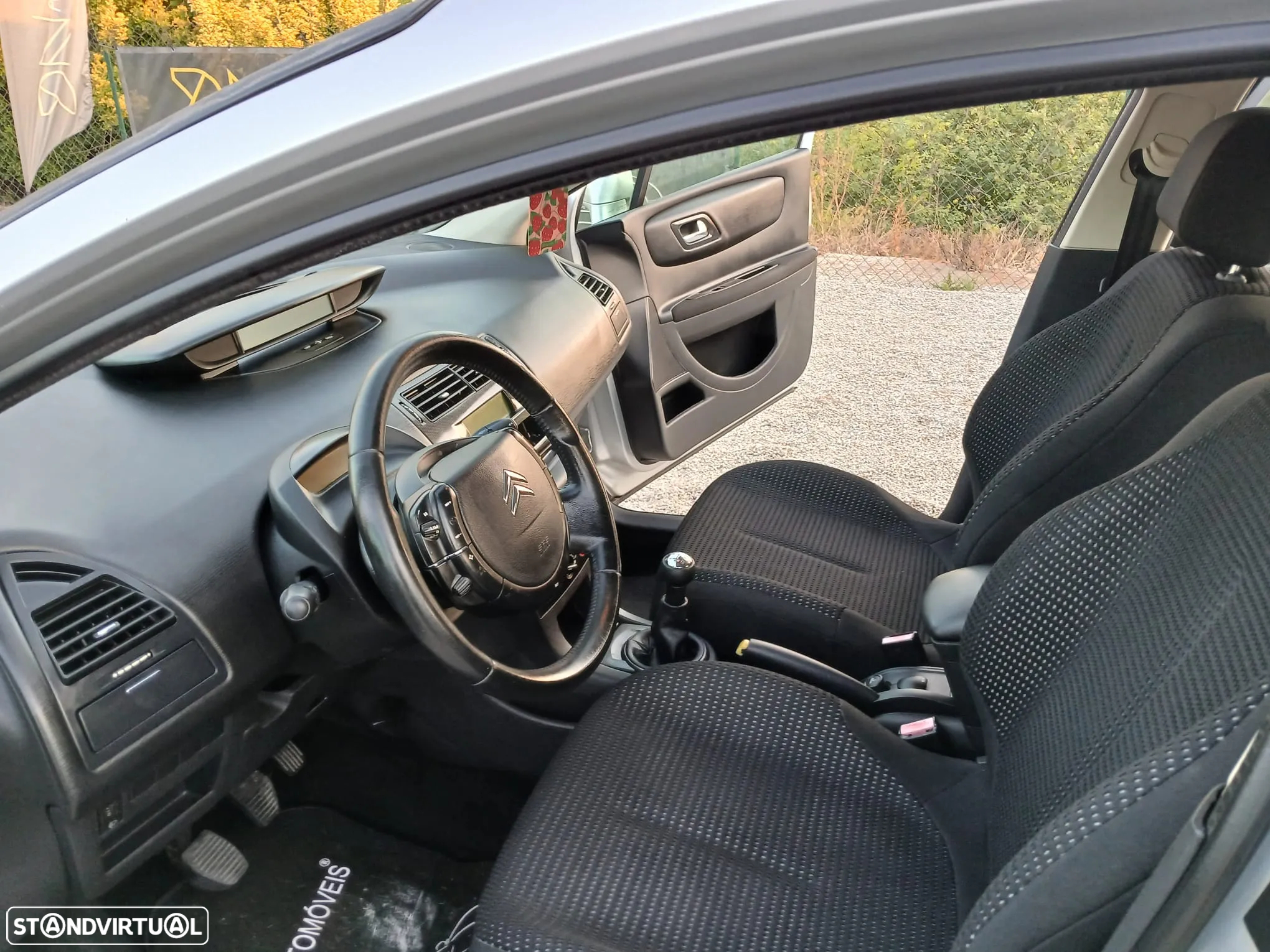 Citroën C4 1.6 HDi VTR Pack - 5