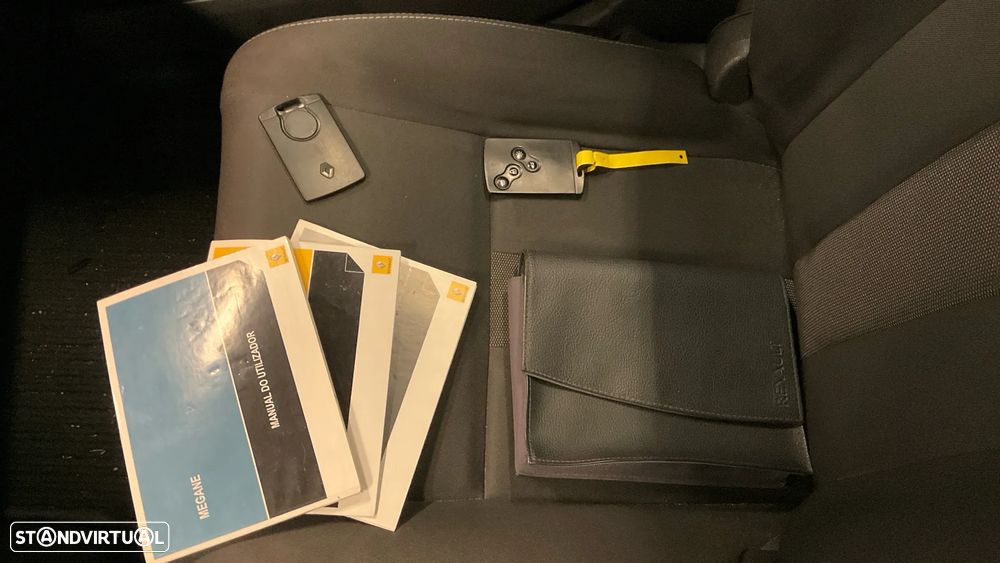 Renault Mégane Sport Tourer - 8