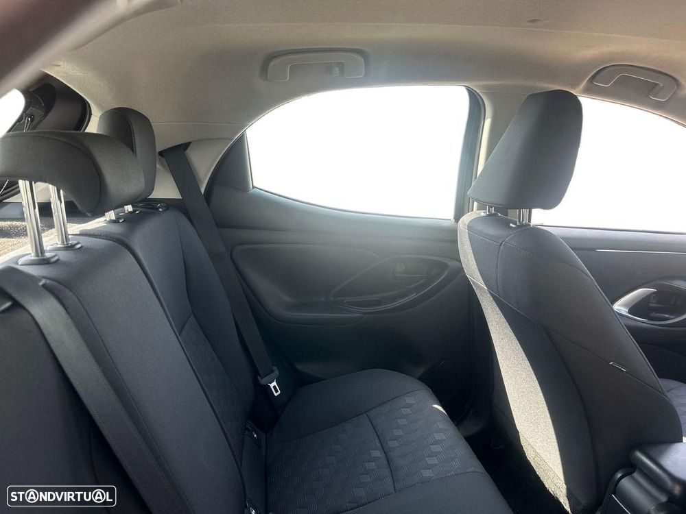 Toyota Yaris - 13