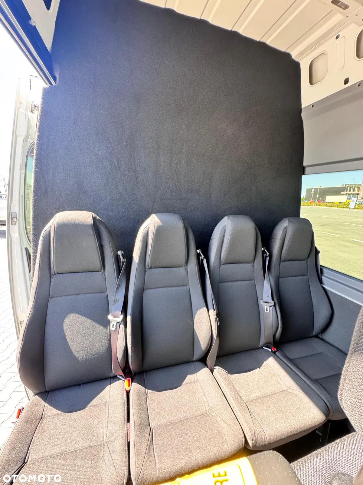 Iveco Daily 35S18HA8V - L4H3 - 7 osobowy - Bogate wyposażenie! - 7