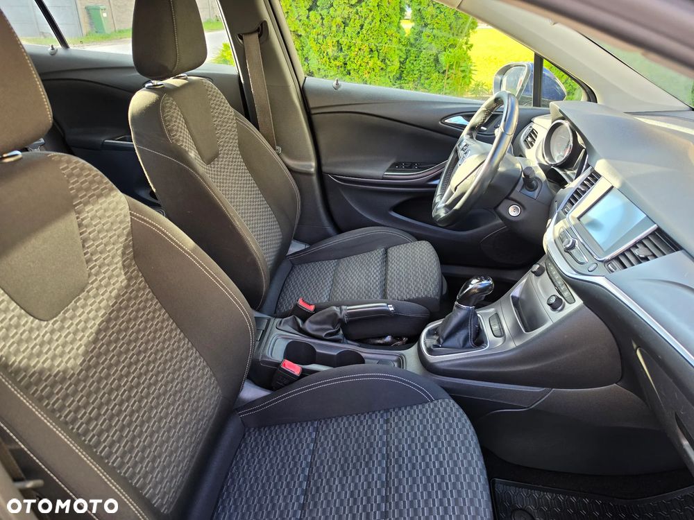 Opel Astra 1.6 CDTI Enjoy - 13