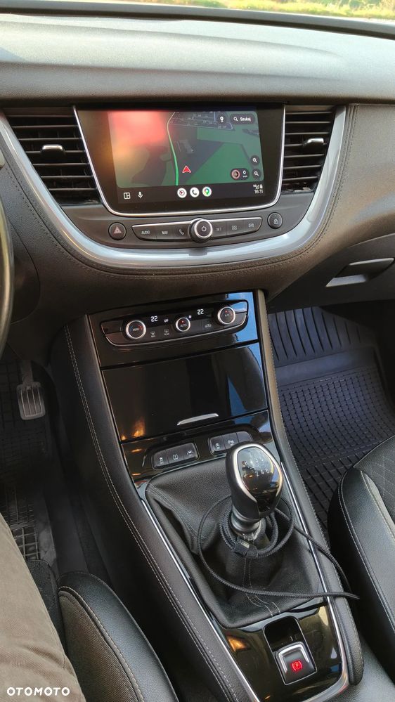 Opel Grandland X - 16