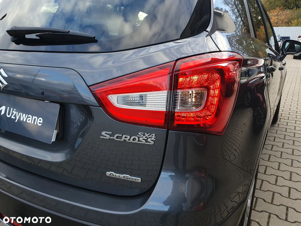 Suzuki SX4 S-Cross 1.4 T Premium 4WD - 19