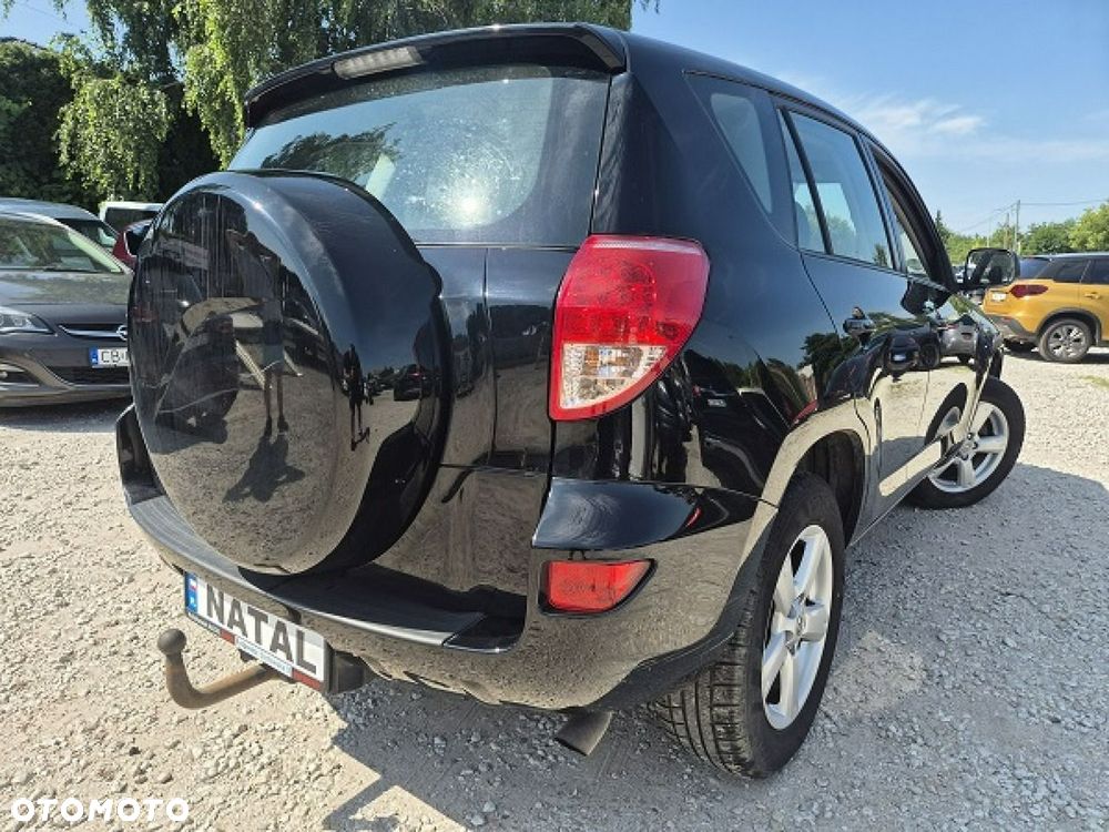 Toyota RAV4 - 3