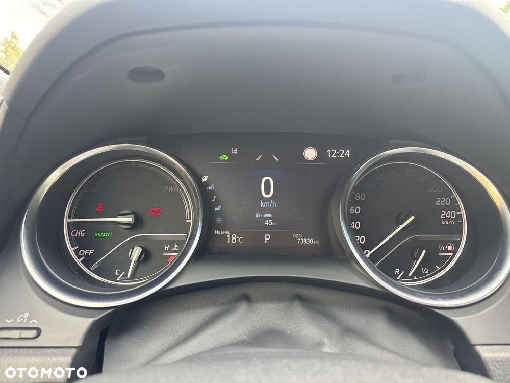 Toyota Camry 2.5 Hybrid Comfort CVT - 24