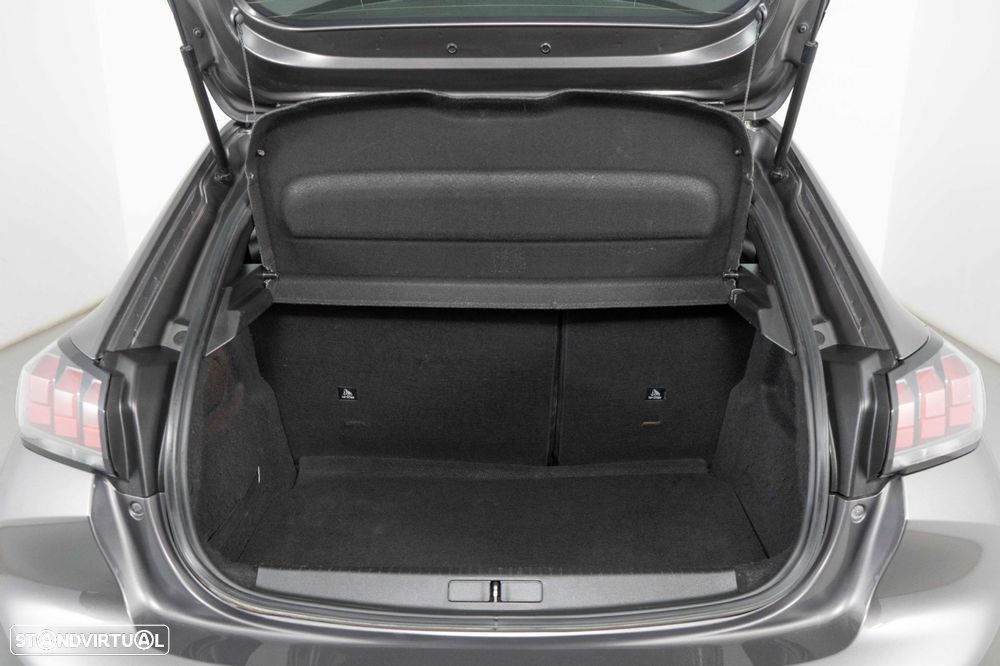 Peugeot 208 1.2 PureTech Active Pack - 12