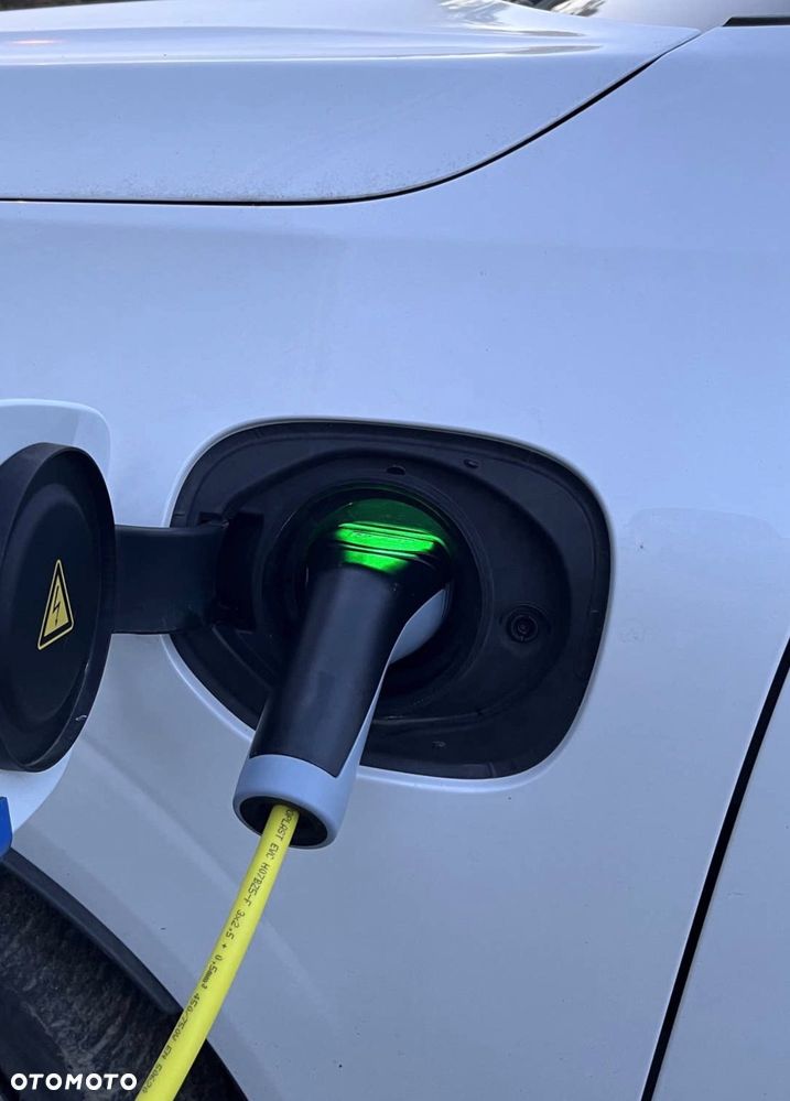 Volvo XC 60 T8 AWD Recharge Ultimate Dark - 40