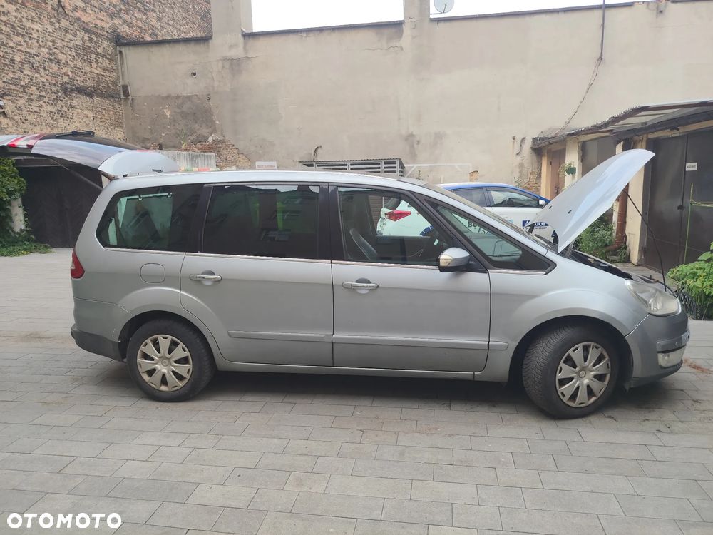 Ford Galaxy - 2