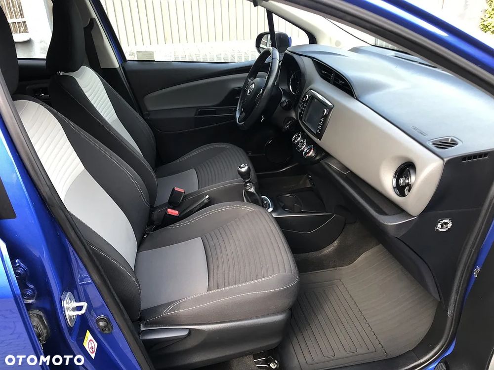 Toyota Yaris 1.5 Premium - 36