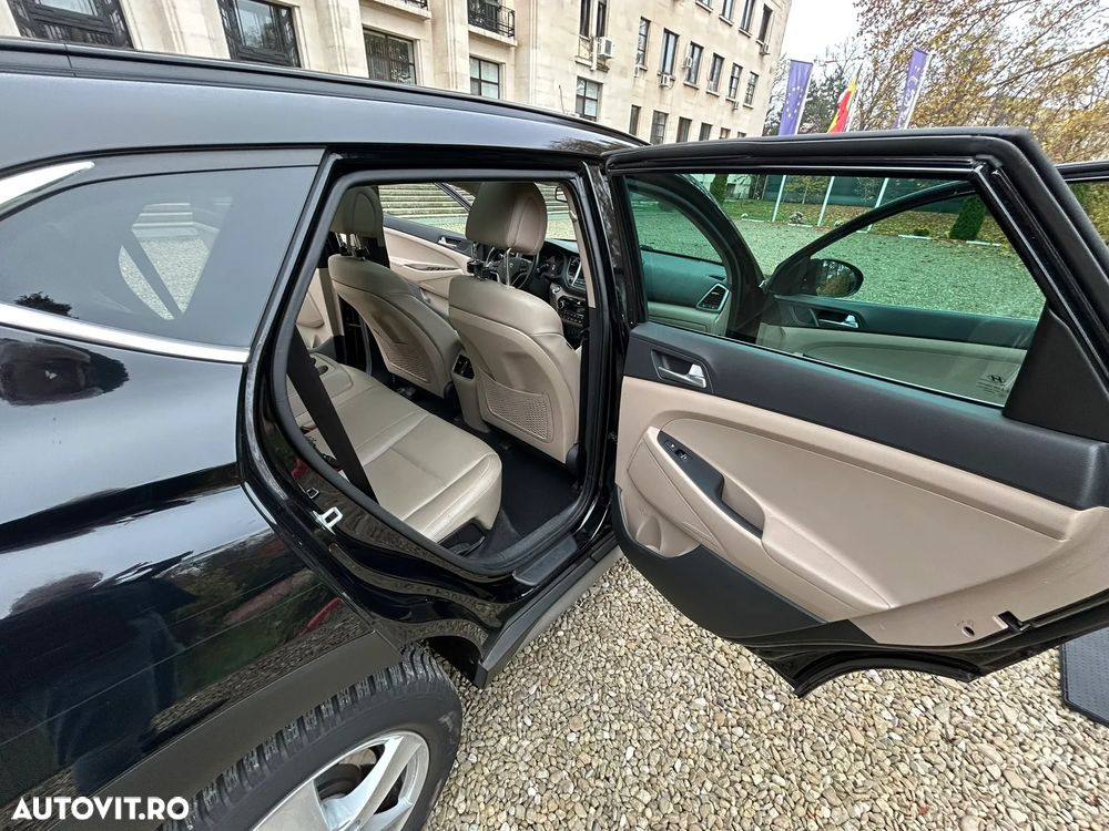 Hyundai Tucson 1.6 T-GDi 4WD 7DCT Luxury Pack+ - 8